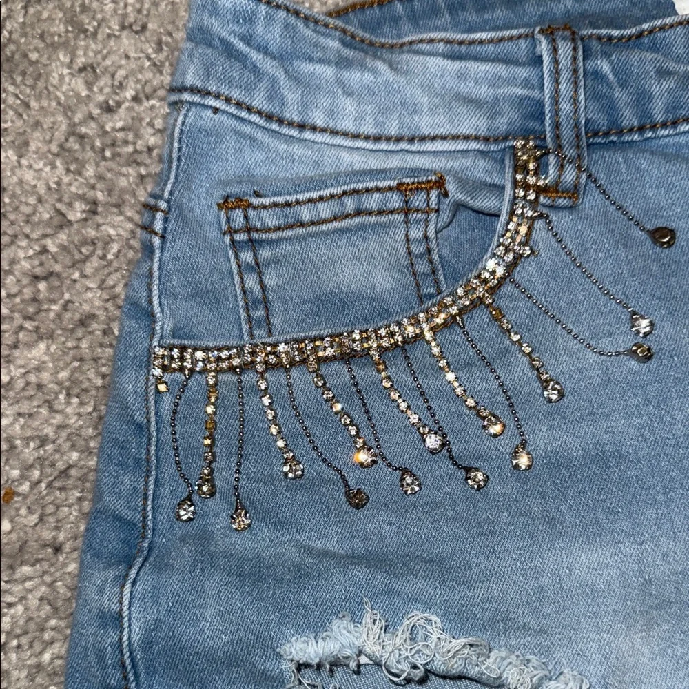 ❤️‍🔥EUC Hot & Delicious Blue Jean Shorts with Rhinestone Details